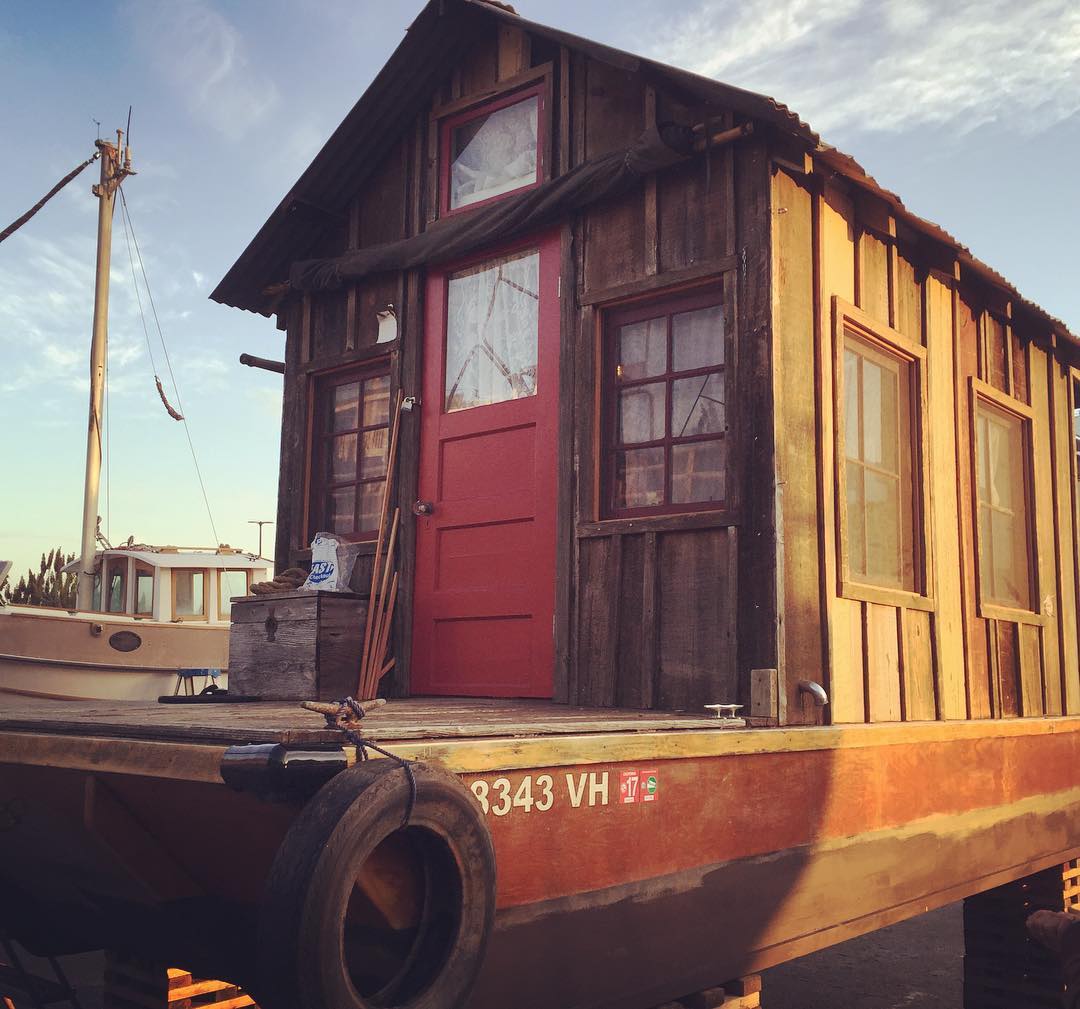 Shantyboat looking good and almost ready to depart.