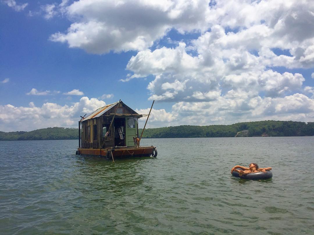 Shantyboat on the Tennessee River