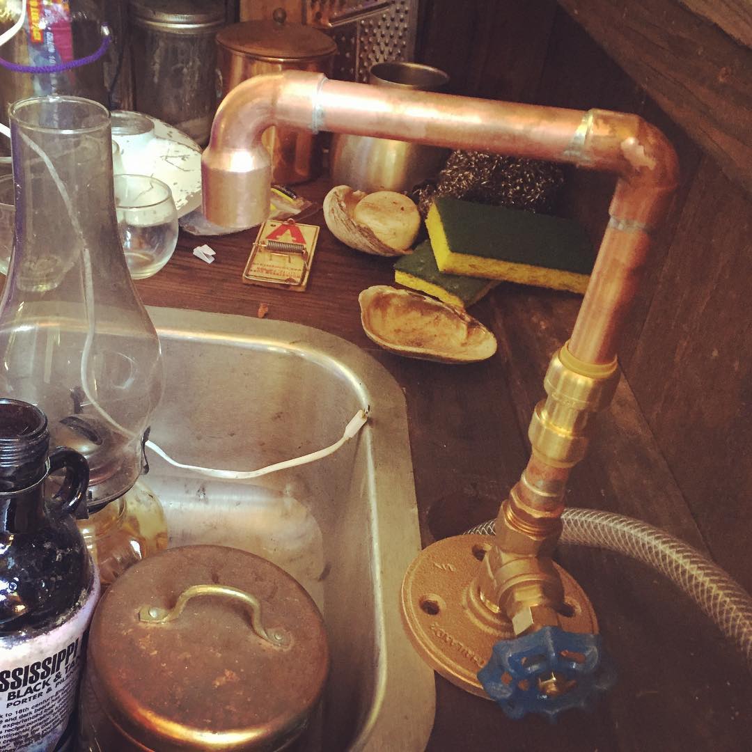 New shantyboat kitchen faucet assembled