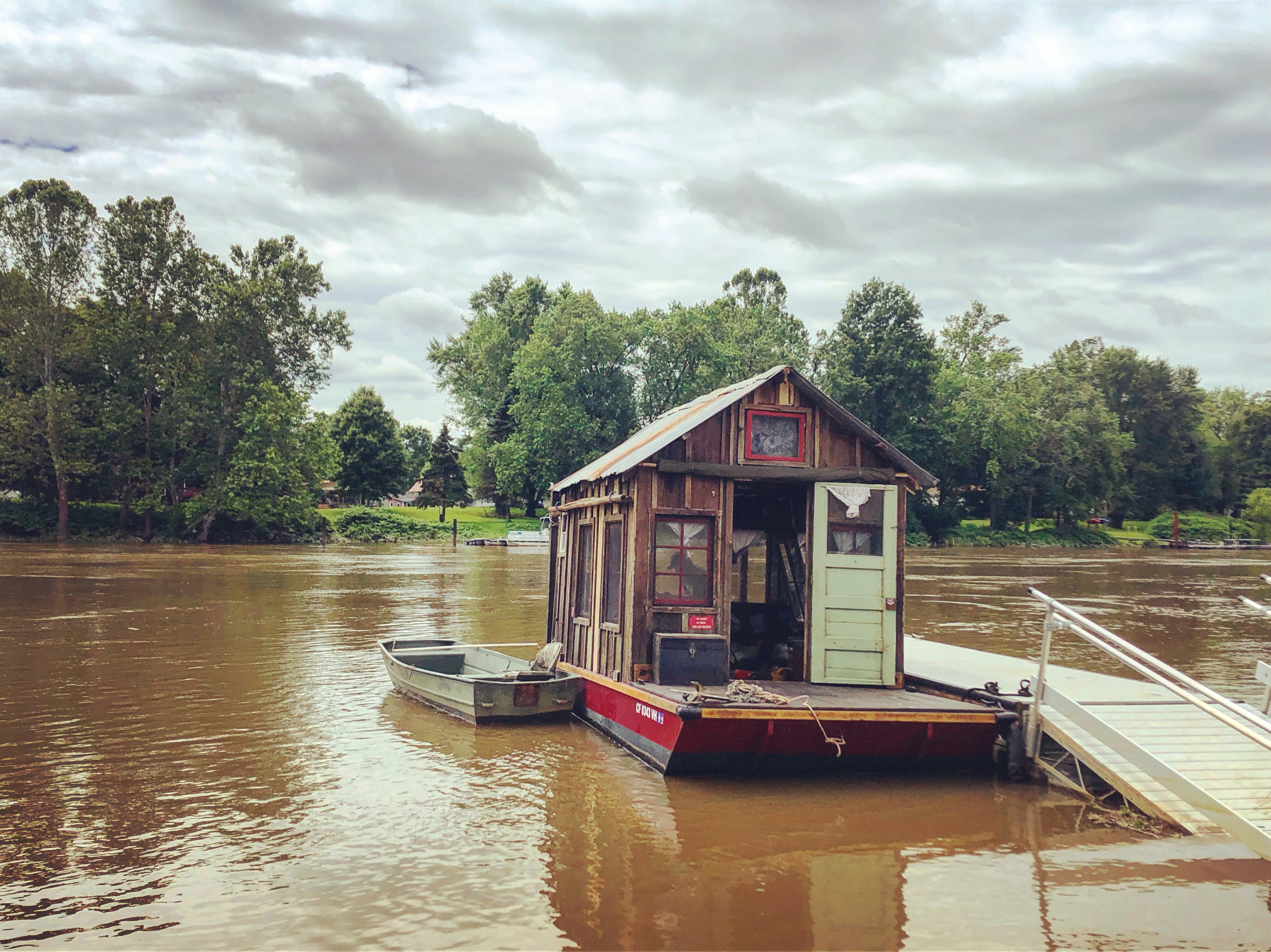 Shantyboat on the Allegheny