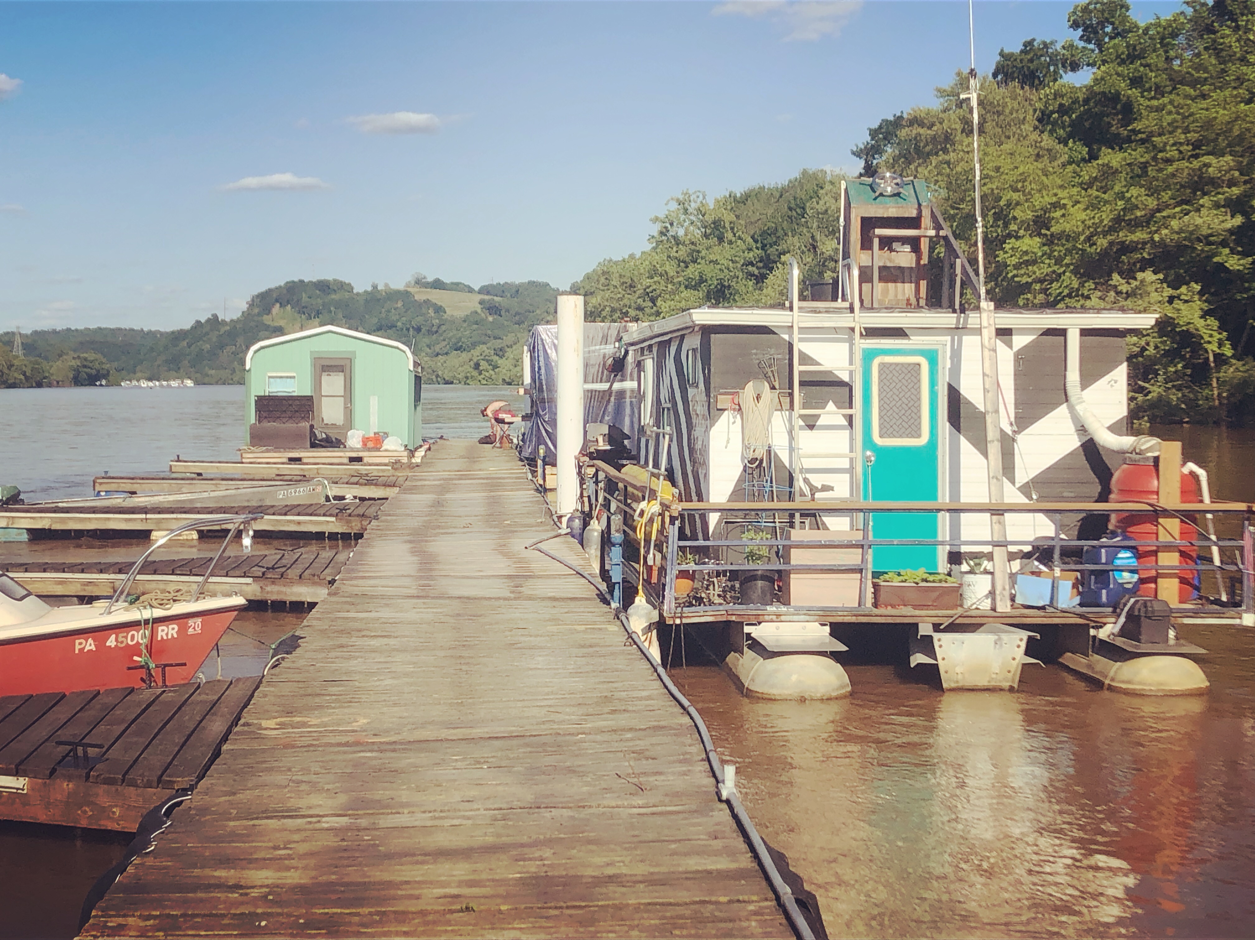 Hangin with the PGH boat punx on the swollen Allegheny River.