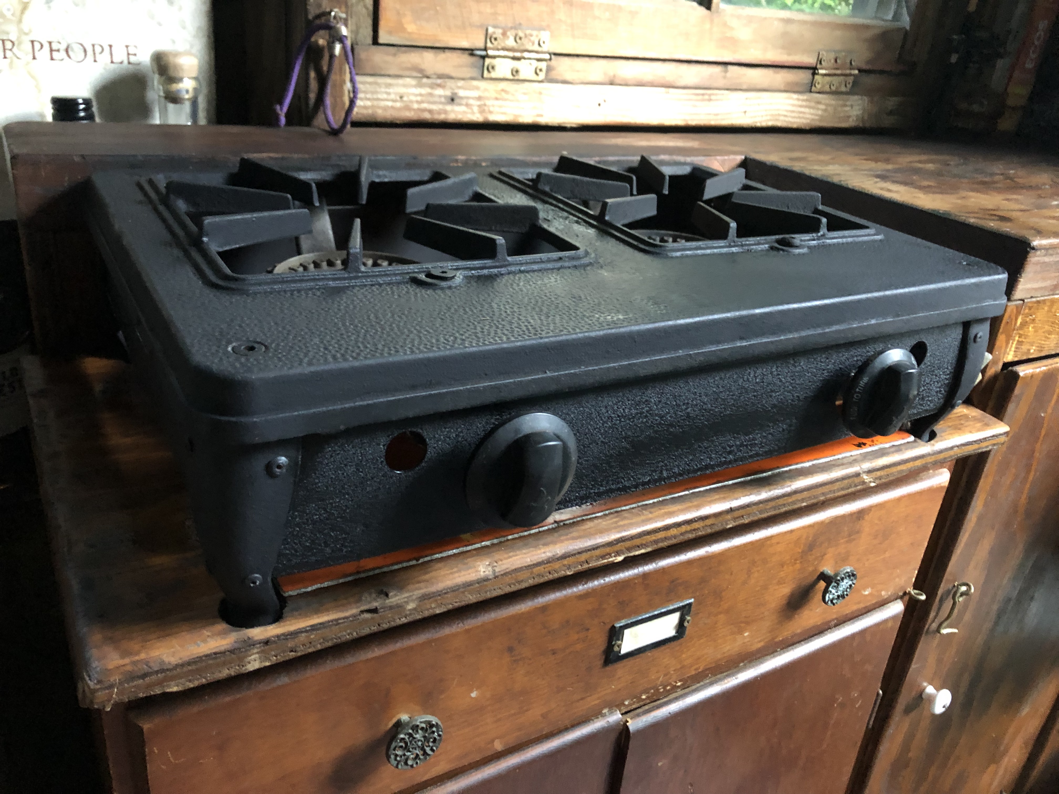 Rebuilt and refinished the shantyboat’s 5-year old camp stove. New crackle finish.