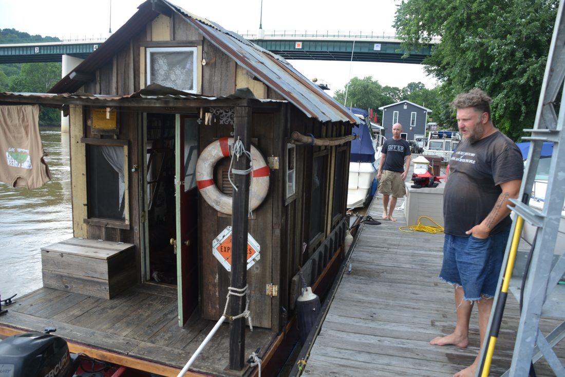 Marietta Times: Shantyboat historian spends time in Marietta